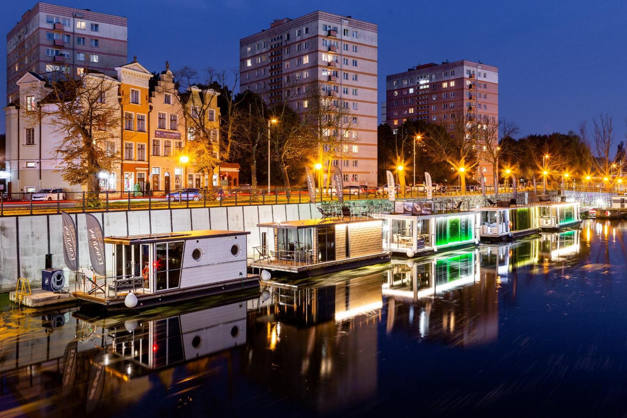 Domy Na Wodzie - La Mare Motlava Houseboats With Sauna By Downtown Apartments Gdansk Exterior foto