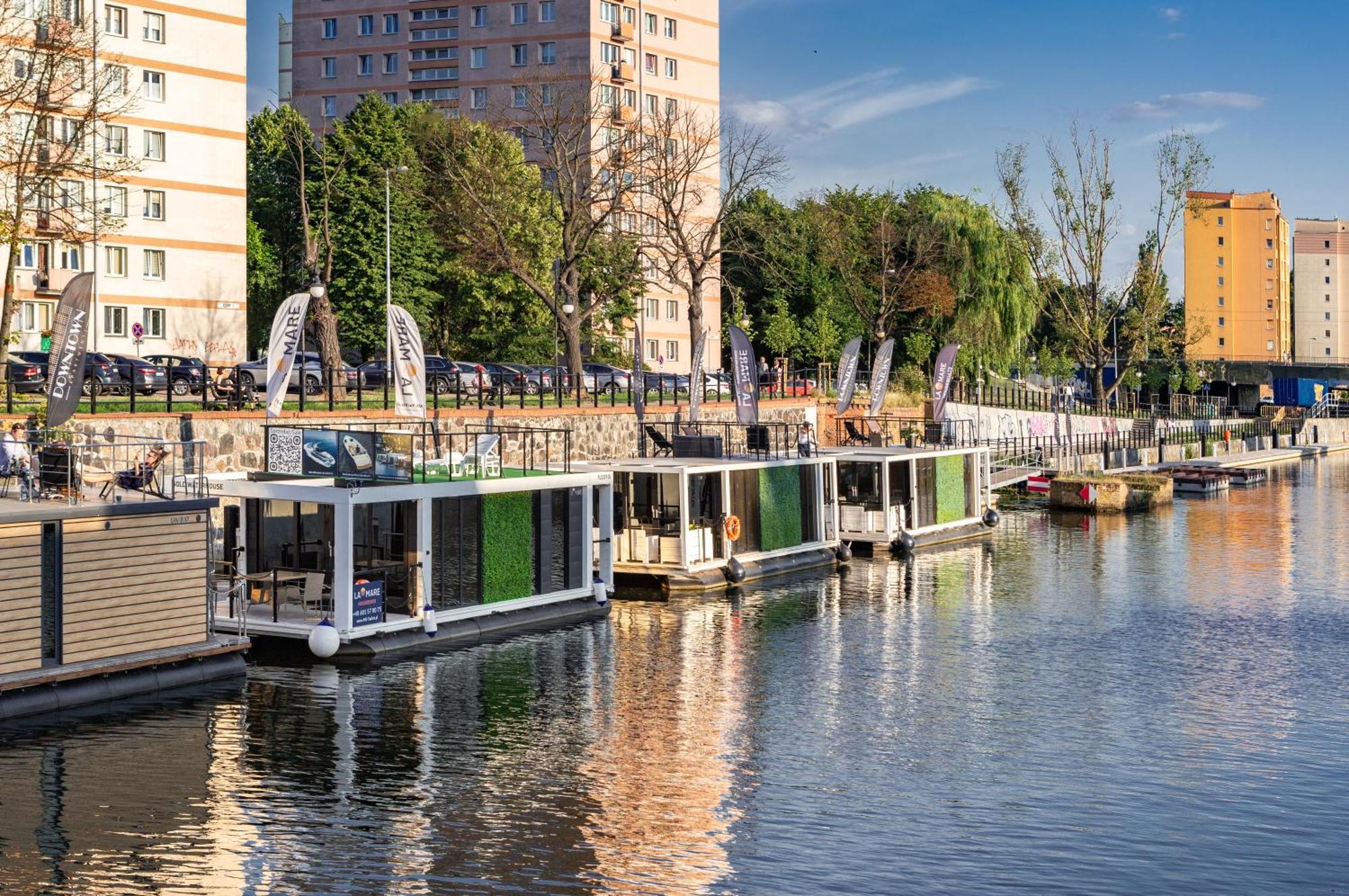 Domy Na Wodzie - La Mare Motlava Houseboats With Sauna By Downtown Apartments Gdansk Exterior foto