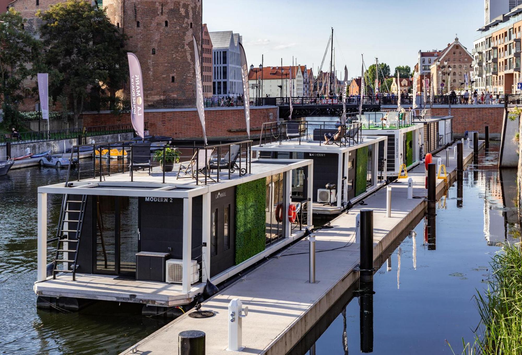 Domy Na Wodzie - La Mare Motlava Houseboats With Sauna By Downtown Apartments Gdansk Exterior foto